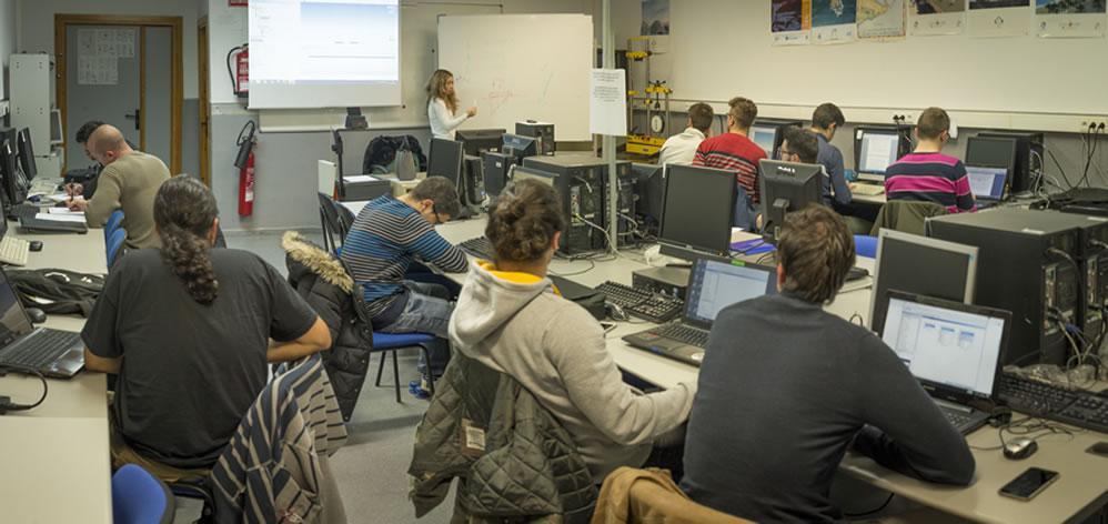 curso ansys uclm